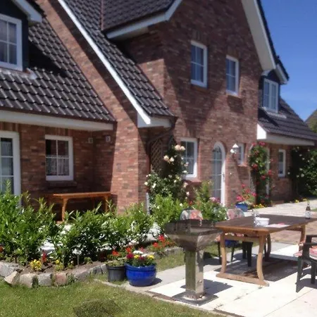 Giebelreihenhaus Dora - Sylt, בית נופש ווסטרלנד