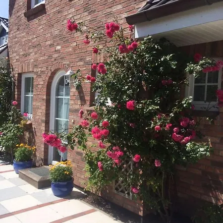 Giebelreihenhaus Dora - Sylt, בית נופש *